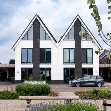 Dubbele carport voor 2 auto’s